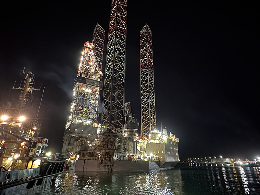 Første boreplatform repareres på Skagen havn