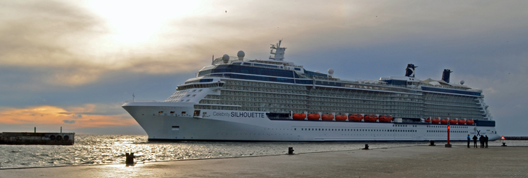 Årets største krydstogtskib åbner sæsonen i Skagen